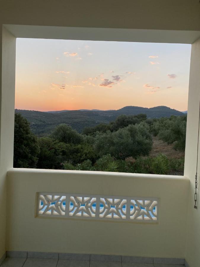 Kyparissia De Wandelboom Villa Vrises  Exterior photo